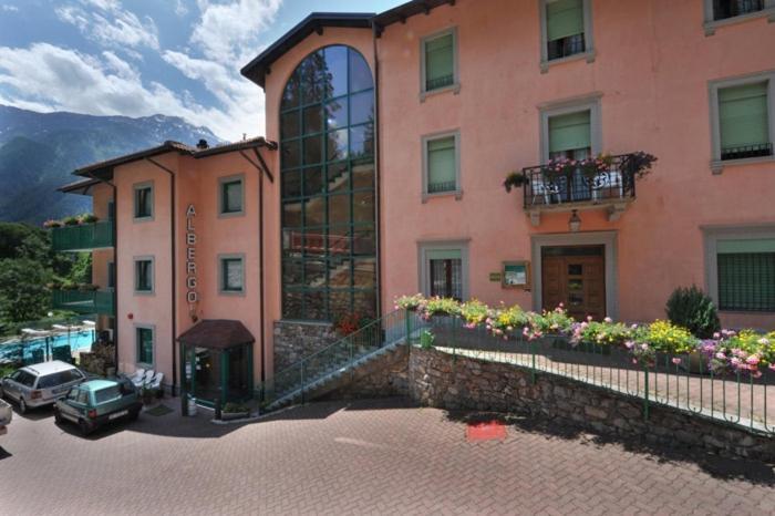 Hotel Torre Sondalo Exterior foto